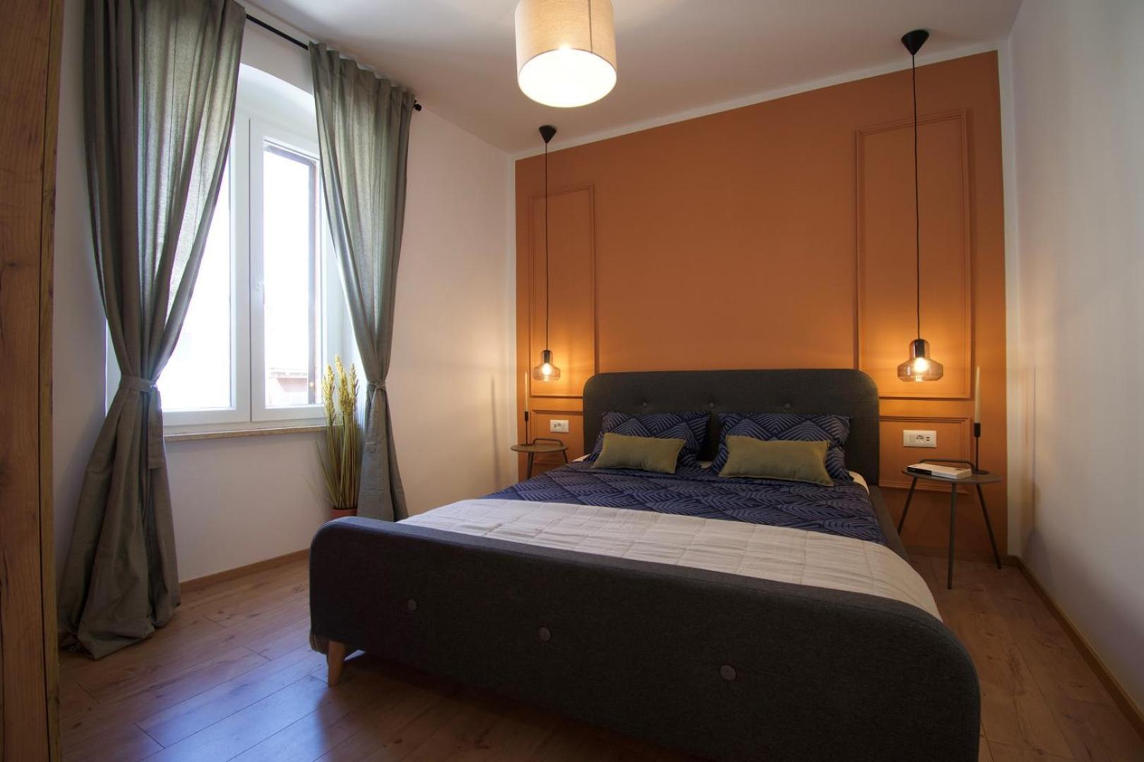 150m From Arena Colosseum Apartman